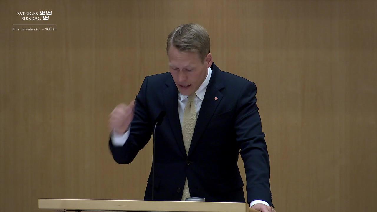 Stillbild från Debatt om förslag, Ändrade regler om säkerställda obligationer