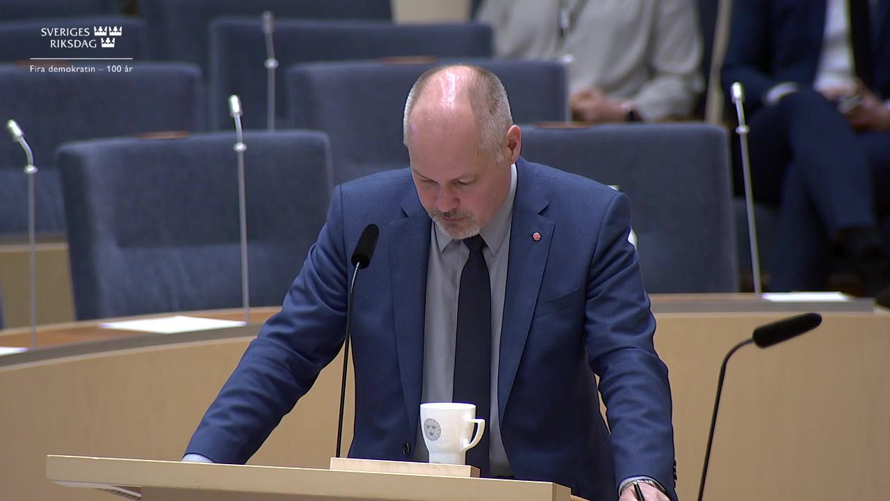 Stillbild från Interpellationsdebatt, Civilt försvar