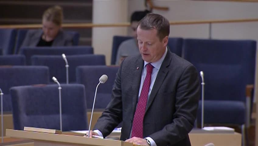 Stillbild från Interpellationsdebatt, Oljepåslaget på Tjörn