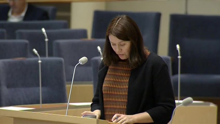 Stillbild från Interpellationsdebatt, Oroväckande trög marknad för fossiloberoende bilar