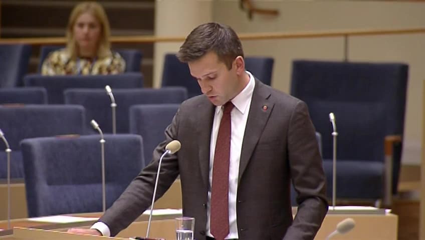 Stillbild från Interpellationsdebatt, Vårdsnusket