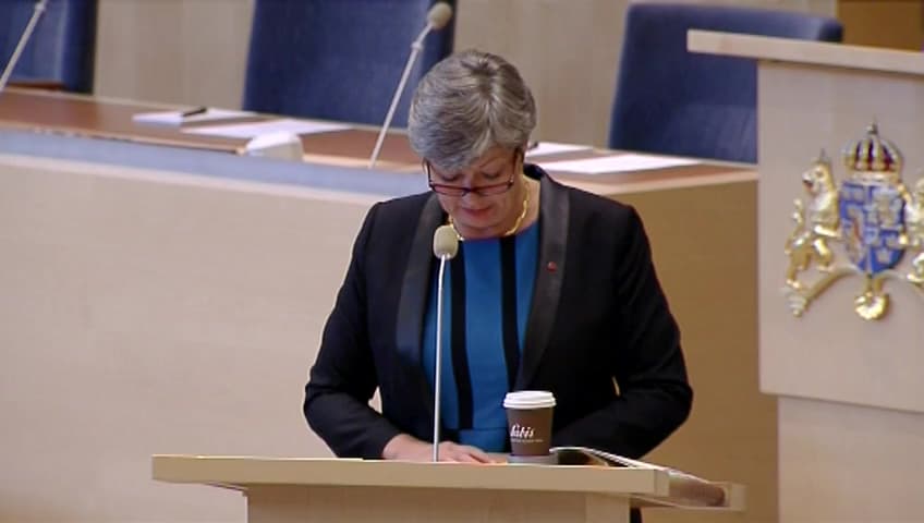 Stillbild från Interpellationsdebatt, Nedläggning av 100 kontor