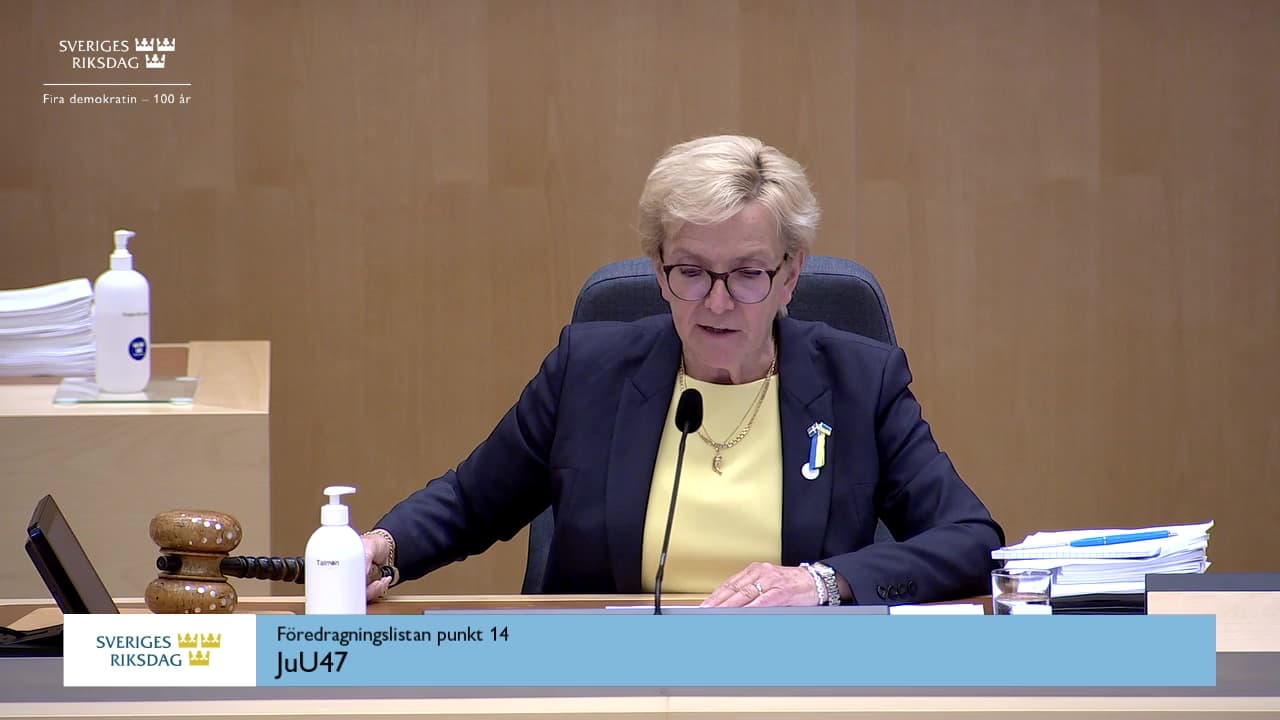 Stillbild från Beslut, Beslut