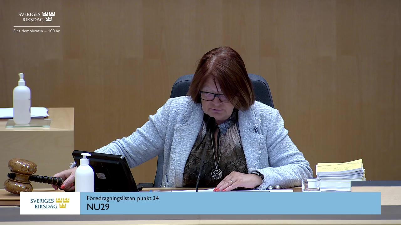 Stillbild från Debatt om förslag, Subsidiaritetsprövning av kommissionens förslag till direktiv om ändring av direktiven om förnybara energikällor, byggnaders energiprestanda och energieffektivitet