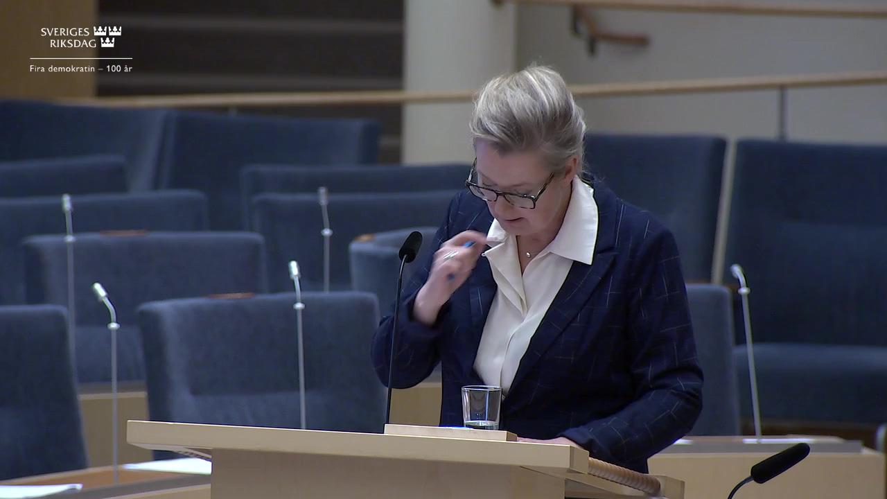 Stillbild från Interpellationsdebatt, Ett förbud mot muslimska friskolor