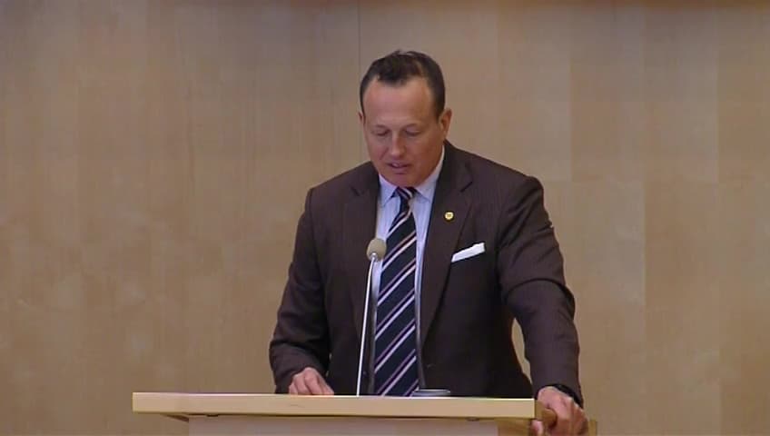 Stillbild från Debatt om förslag, Åtgärder för att hantera stora brottmål och inställda förhandlingar