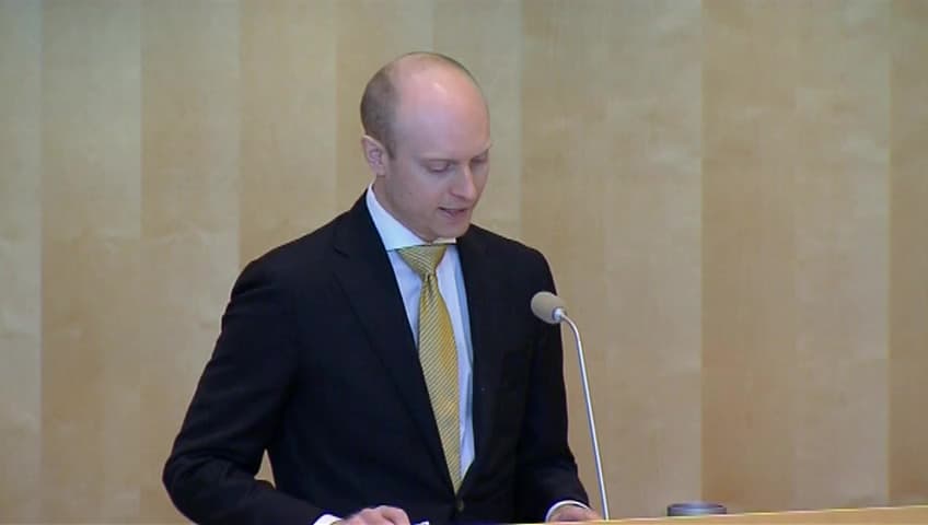 Stillbild från Debatt om förslag, Etermediefrågor