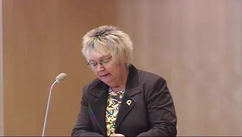 Stillbild från Debatt om förslag, Stöd till personer som vårdar eller stödjer närstående