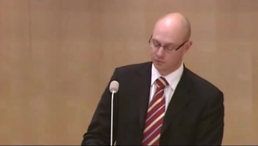 Stillbild från Debatt om förslag, Rambeslut om utevarodomar