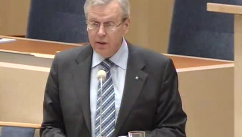 Stillbild från Interpellationsdebatt, Halvering av nybyggda hyresrätter