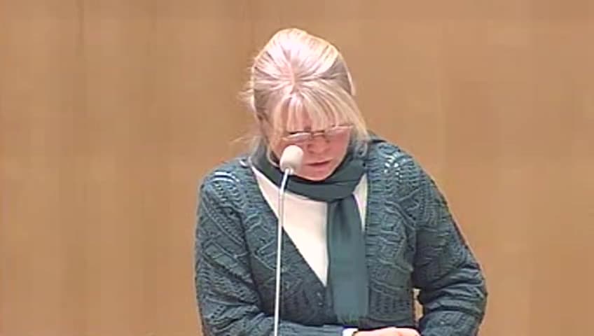 Stillbild från Debatt om förslag, Ändrade regler för uppskov med kapitalvinst vid avyttring av privatbostad (prop. 2006/07:19)