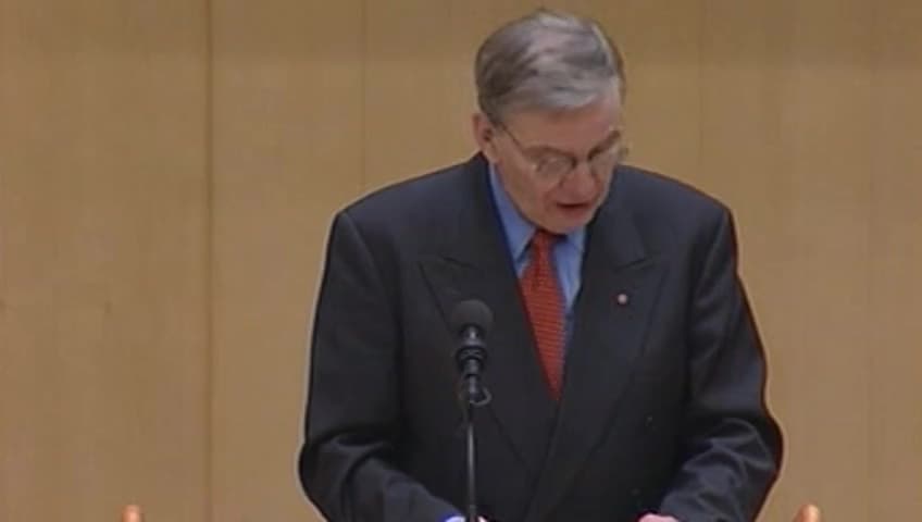 Stillbild från Debatt om förslag, Ändrade regler för CFC-beskattning (prop. 2003/04:10)