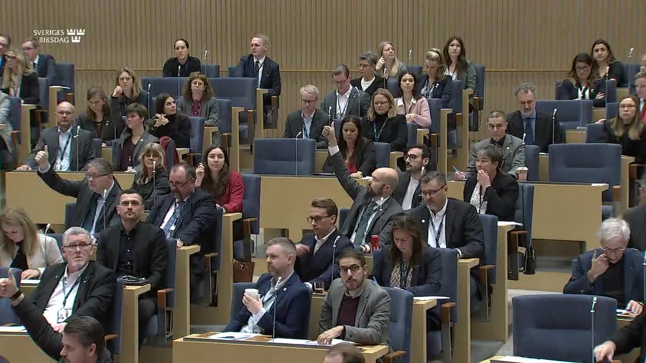 Stillbild från Beslut, Beslut