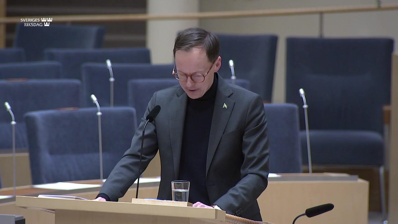 Stillbild från Interpellationsdebatt, Omställningsstudiestödet