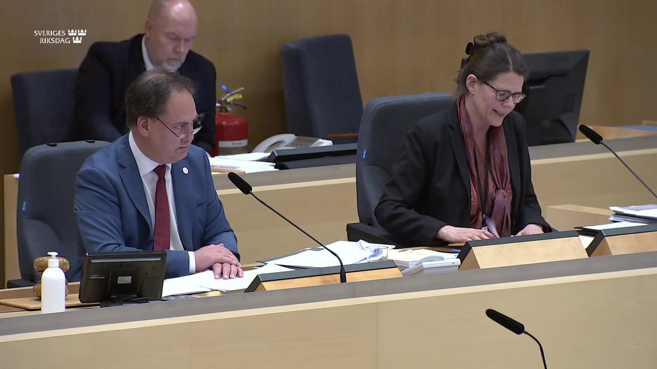 Stillbild från Beslut, Beslut: Riksdagens arbetsformer m.m.