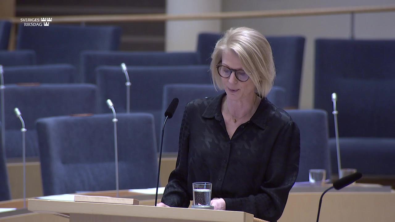 Stillbild från Interpellationsdebatt, Möjligheter för Kronofogden att minska skuldsättningen i Sverige