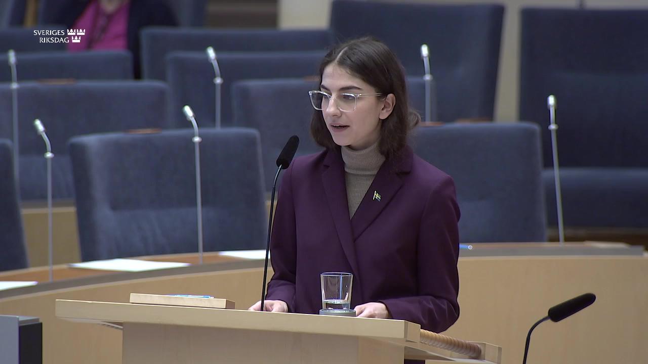 Stillbild från Interpellationsdebatt, Ett globalt naturavtal