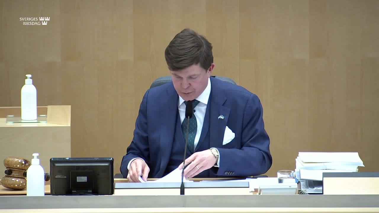 Stillbild från Beslut, Beslut: Kriminalvårdsfrågor