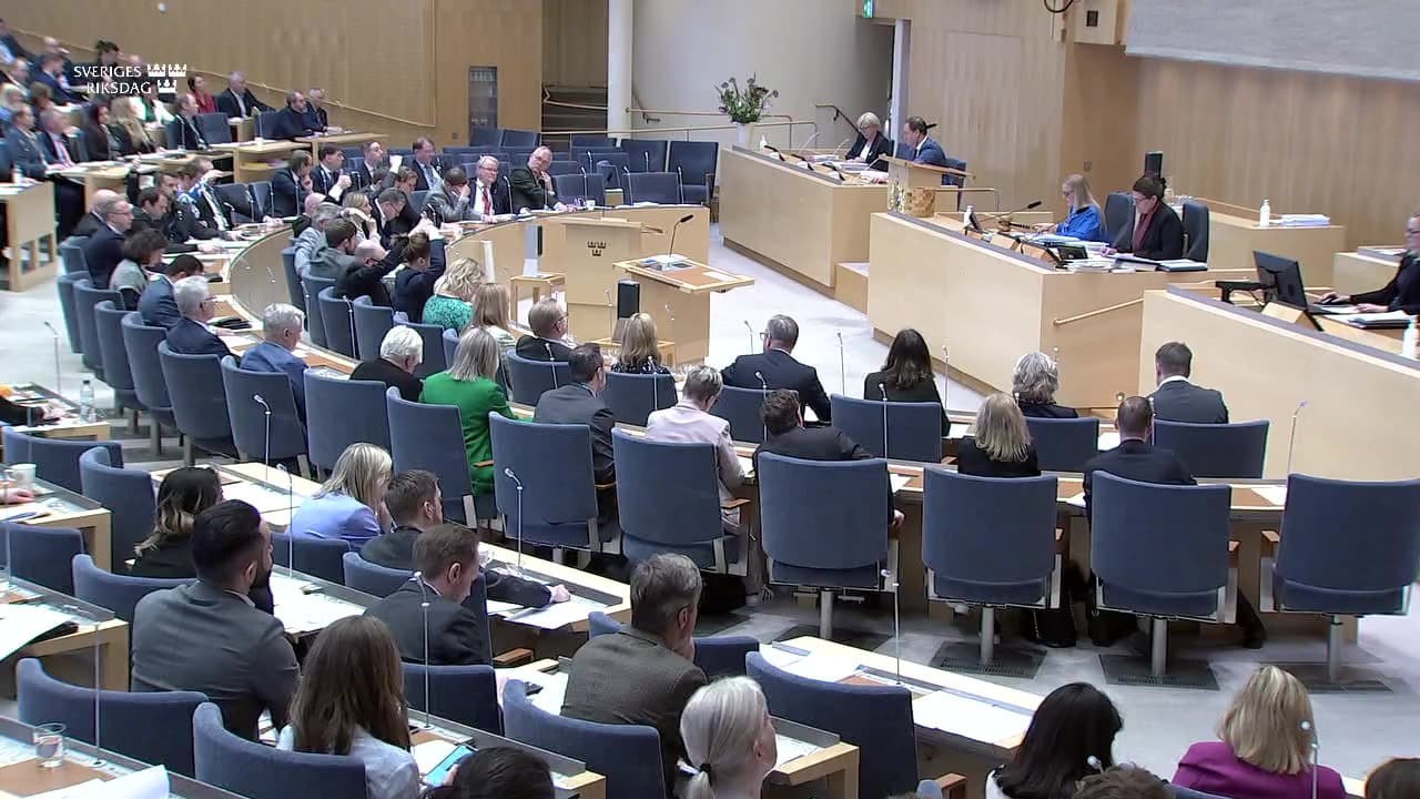 Stillbild från Beslut, Beslut: Socialtjänstens arbete