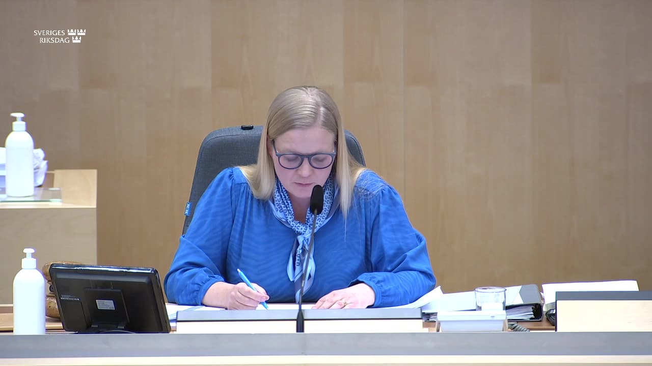 Stillbild från Beslut, Beslut: Övergripande skolfrågor