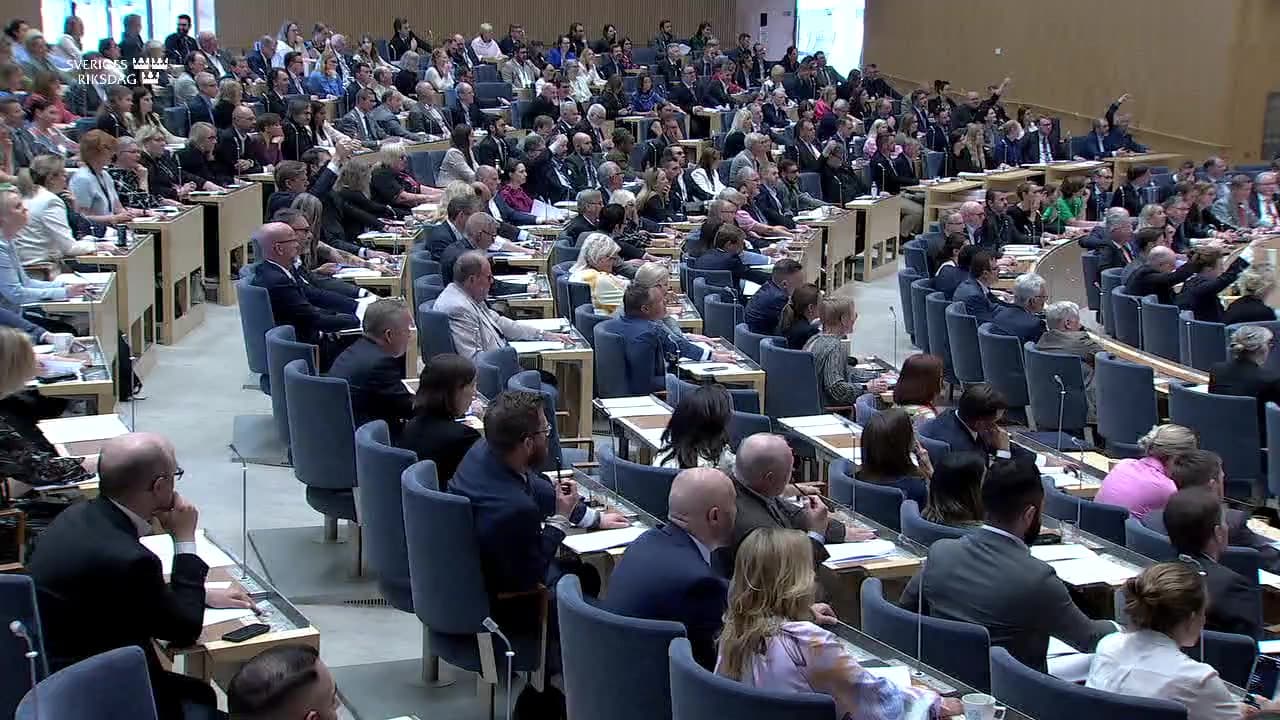 Stillbild från Beslut, Beslut: Förlängning av den tillfälligt utökade skattenedsättningen på viss dieselanvändning inom jord-, skogs- och vattenbruk