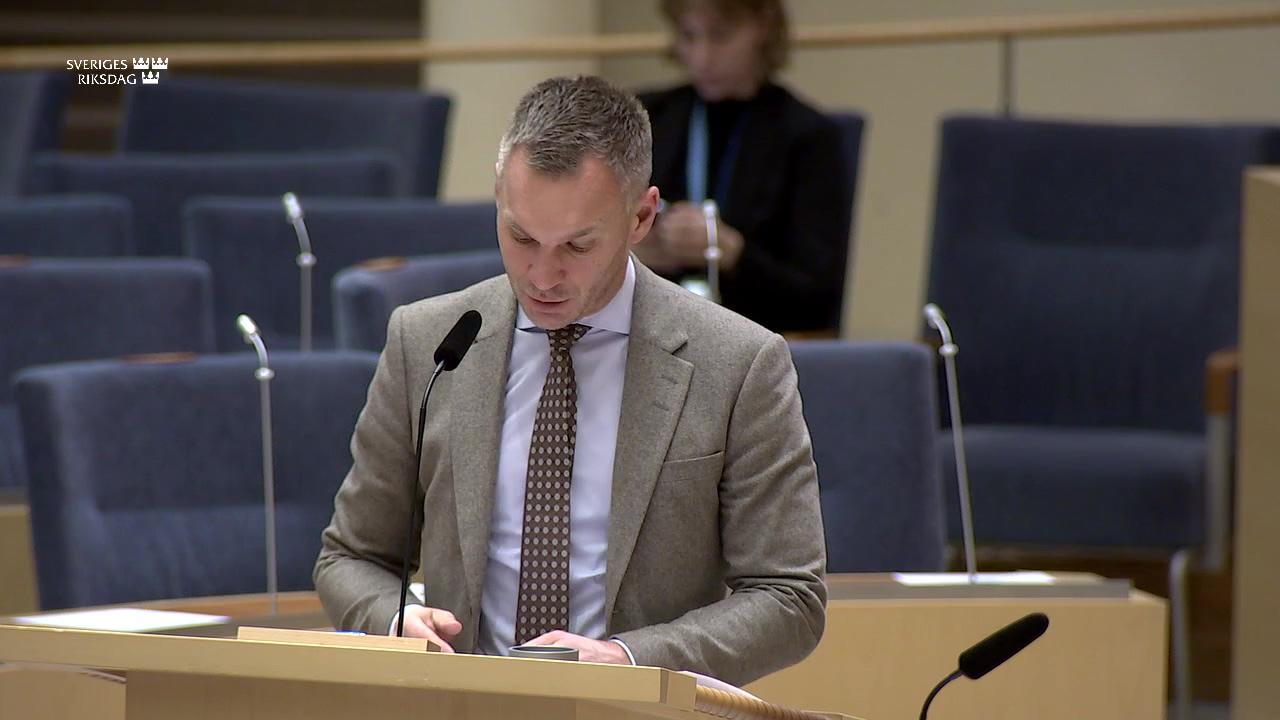 Stillbild från Interpellationsdebatt, Statligt stöd till kommuners krishantering