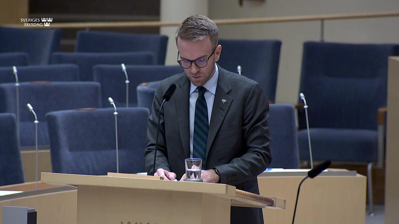 Stillbild från Interpellationsdebatt, Åtgärder mot bakgrund av Trafikverkets utredningar