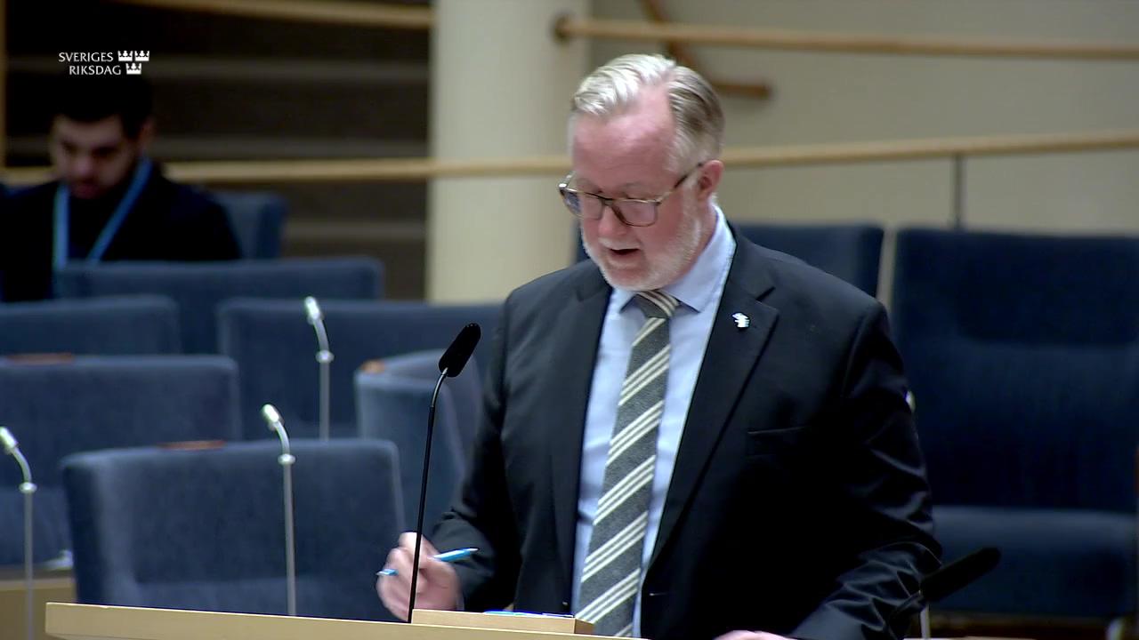 Stillbild från Interpellationsdebatt, Effektivisering av arbetsmarknadspolitiska medel