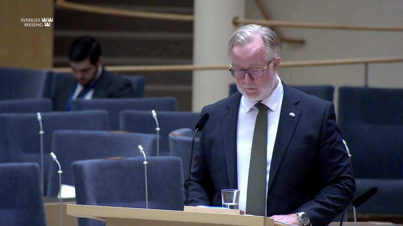 Stillbild från Interpellationsdebatt, Etablering av utrikesfödda kvinnor på arbetsmarknaden