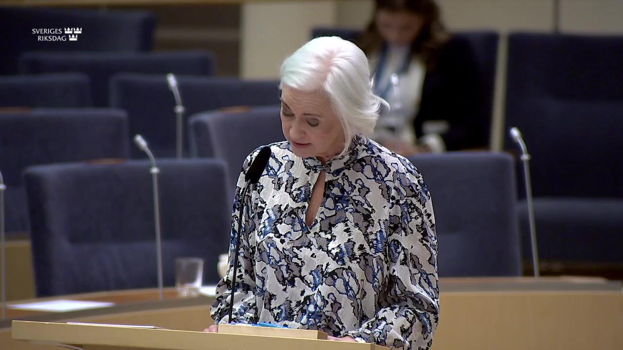 Stillbild från Interpellationsdebatt, Regelverket för apotek och vårdcentraler