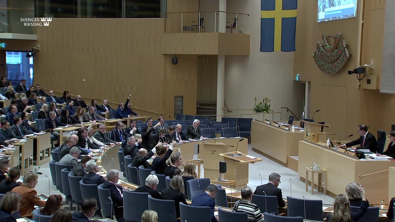 Stillbild från Beslut, Beslut: Integritetsskydd vid signalspaning i försvarsunderrättelseverksamhet