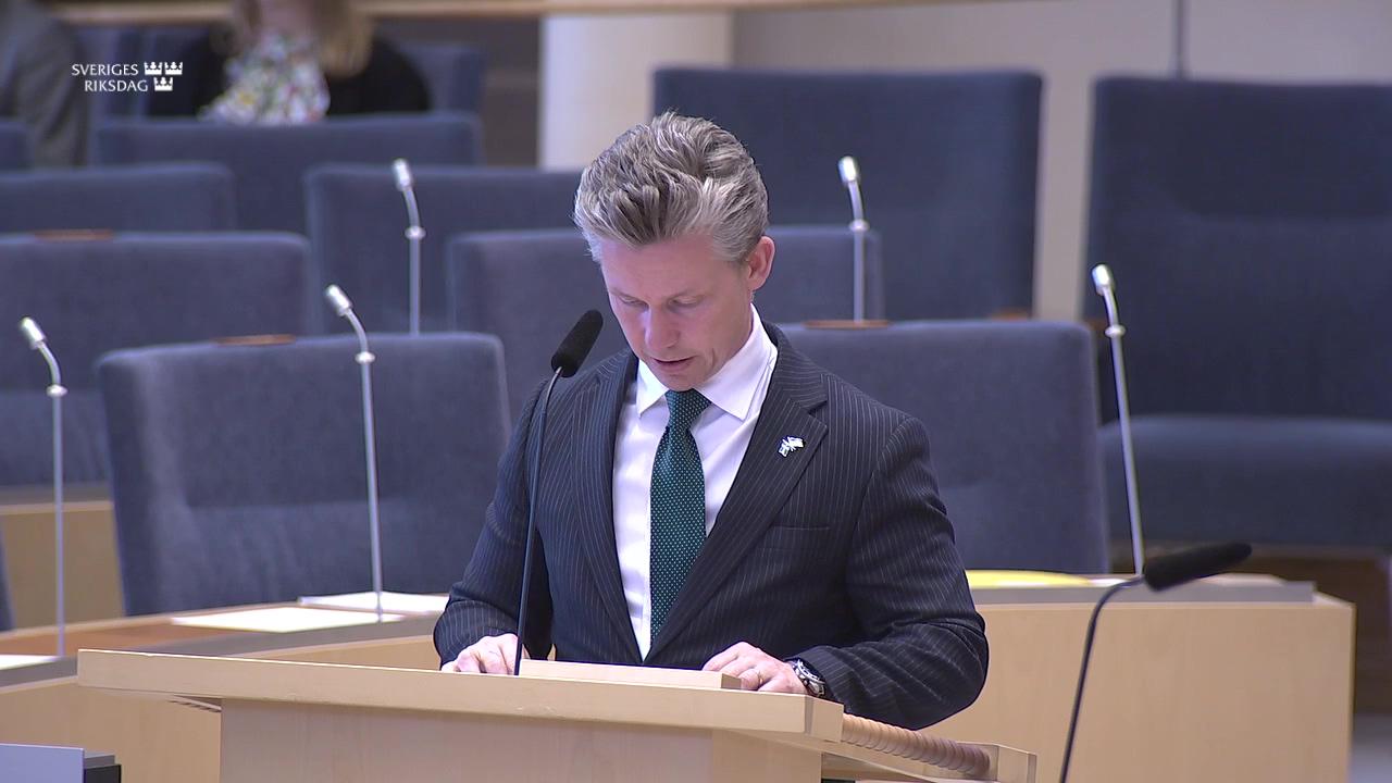 Stillbild från Interpellationsdebatt, PFAS-utsläpp från Försvarsmaktens verksamhet