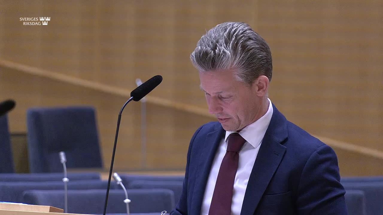 Stillbild från Interpellationsdebatt, Försvarets samverkan med vindkraftsproducenter
