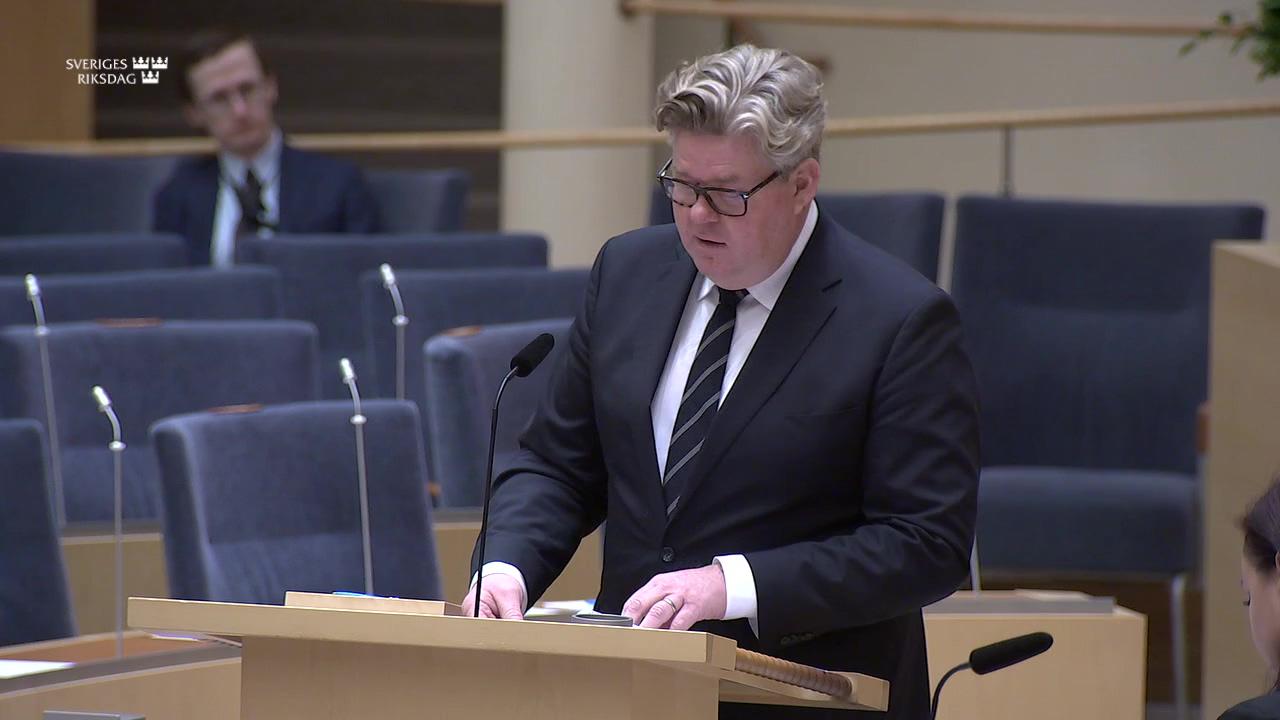 Stillbild från Interpellationsdebatt, Gps-övervakning för att skydda våldsutsatta kvinnor