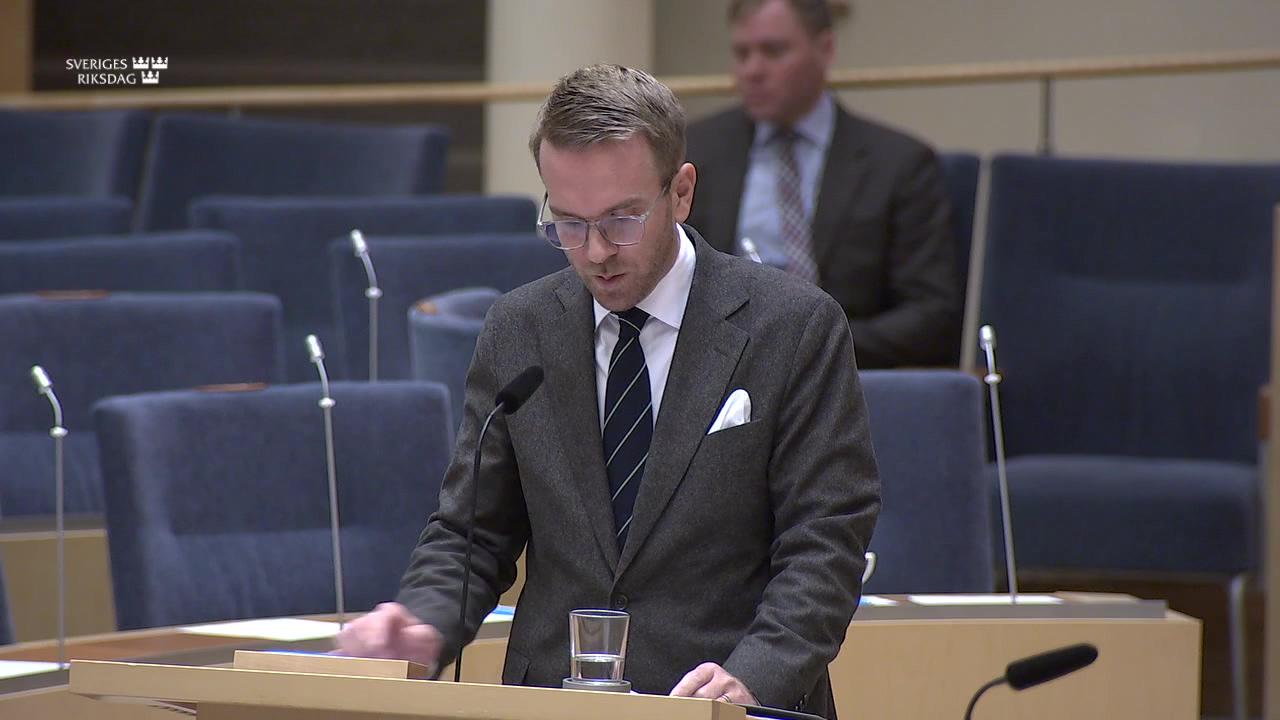 Stillbild från Interpellationsdebatt, Lärlingsklausuler för åtnjutandet av medel från Norrlandsfonden