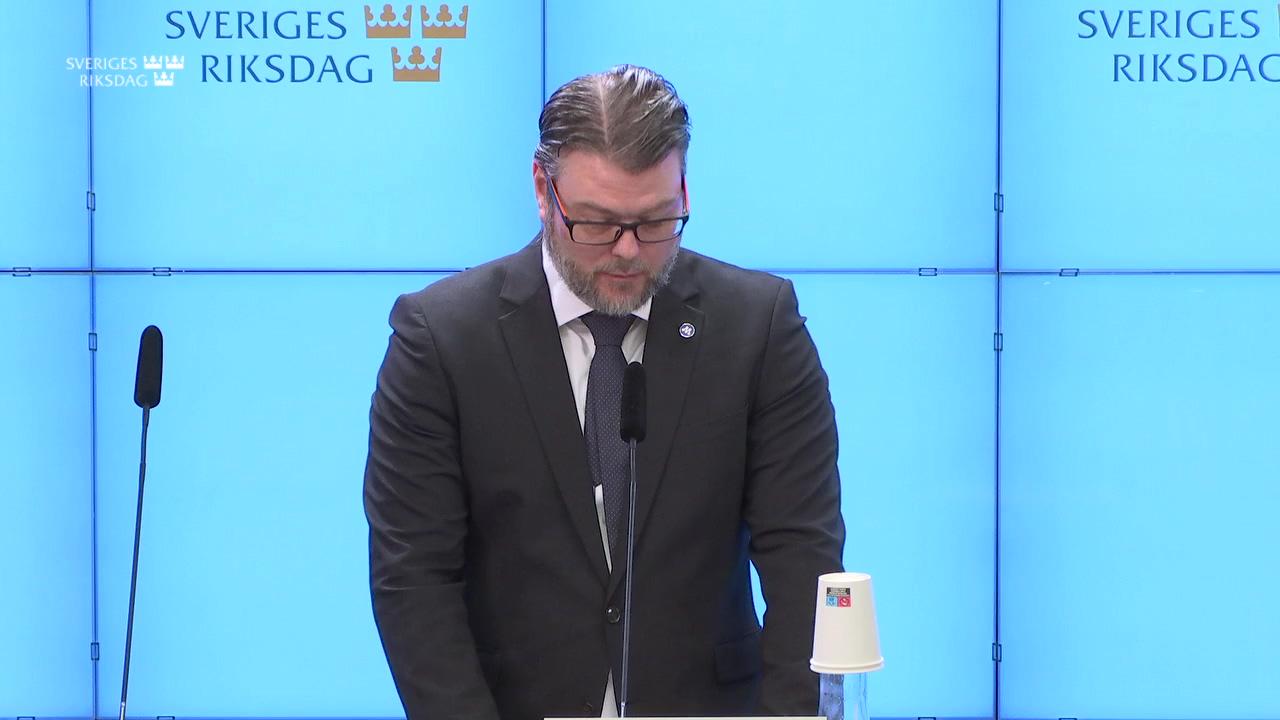 Stillbild från Presskonferens, Pressträff: Finansutskottet presenterar rapport om Riksbankens penningpolitik 2015–2024