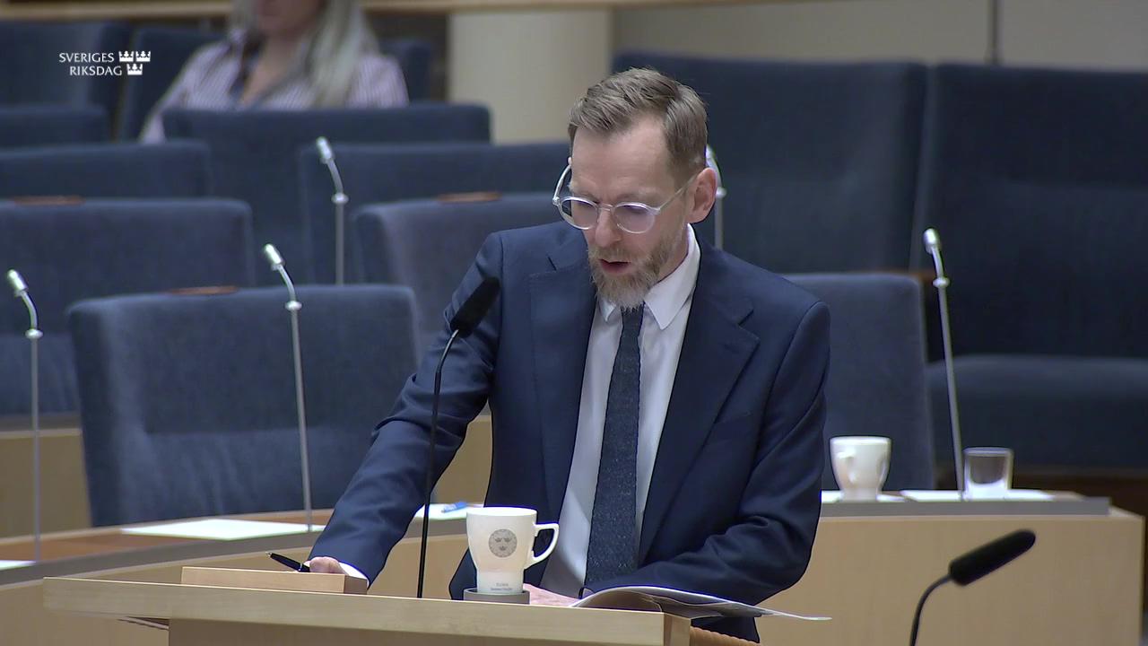 Stillbild från Interpellationsdebatt, Religiösa paraplyorganisationer och bristen på transparens