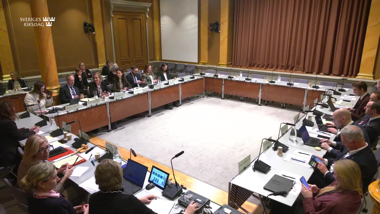 Stillbild från Öppet sammanträde, Öppet sammanträde i EU-nämnden