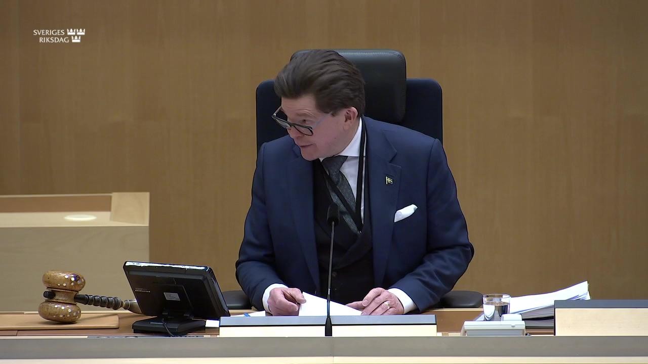 Stillbild från Frågestund, Frågestund