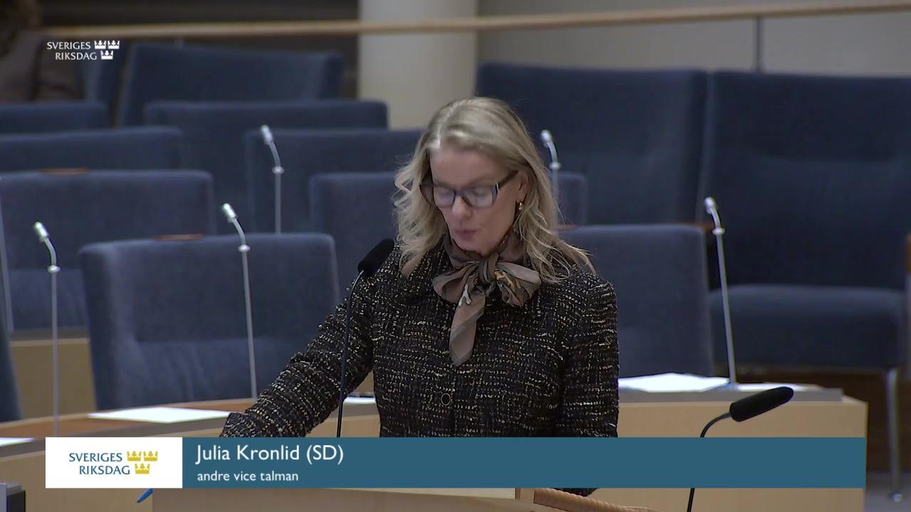 Stillbild från Interpellationsdebatt, Höjt takbelopp för att säkra tillgången på ingenjörer