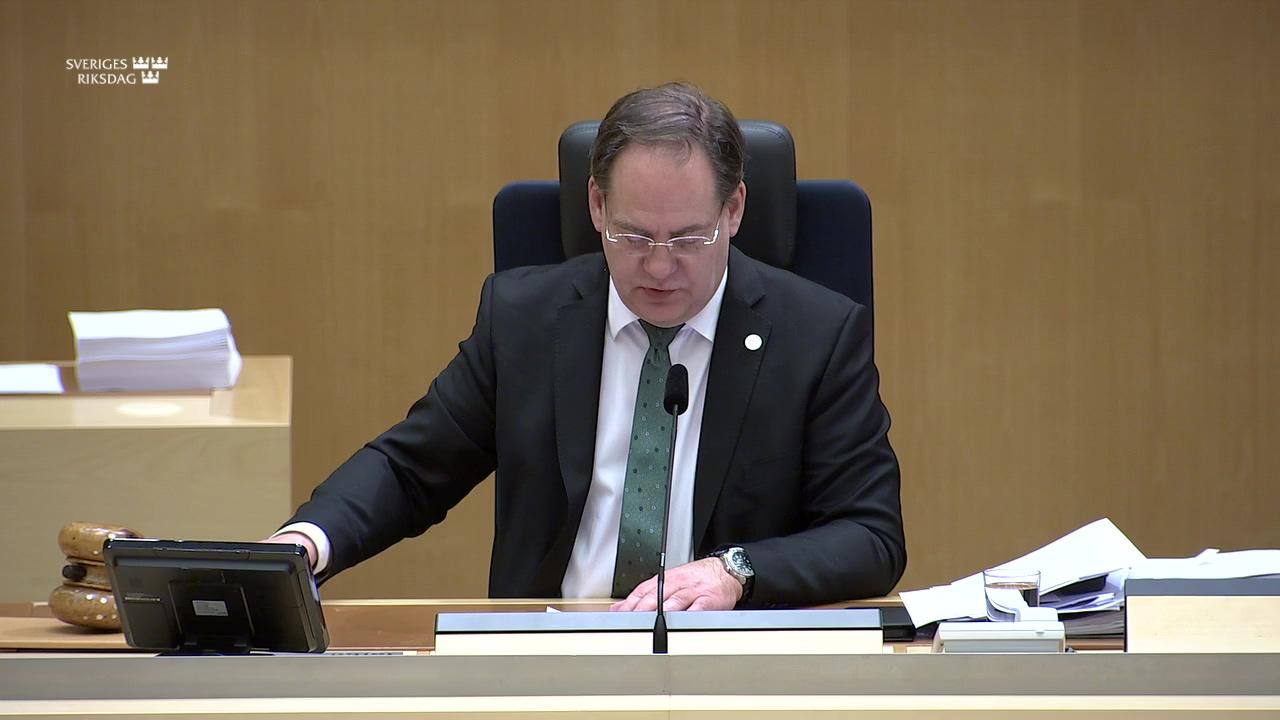 Stillbild från Beslut, Beslut: Trafiksäkerhet