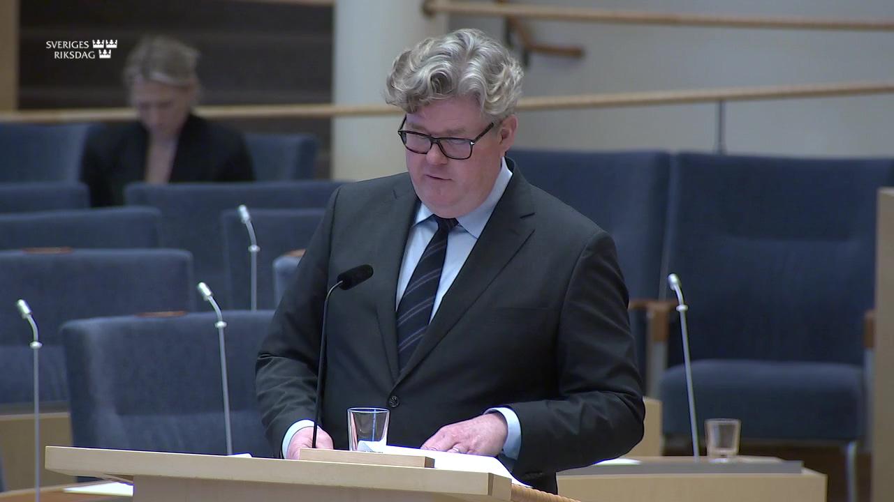 Stillbild från Interpellationsdebatt, Hyresgästers ställning i samband med renoveringar