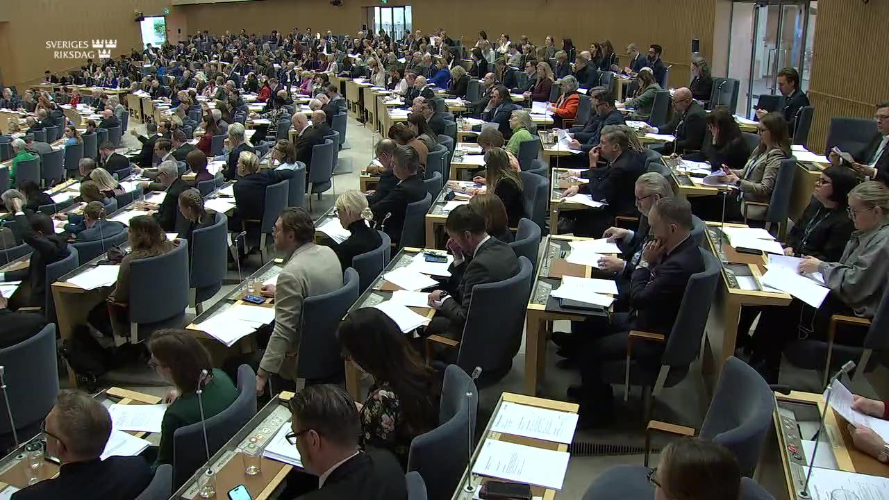 Stillbild från Beslut, Beslut: Utveckling av makrotillsynsområdet