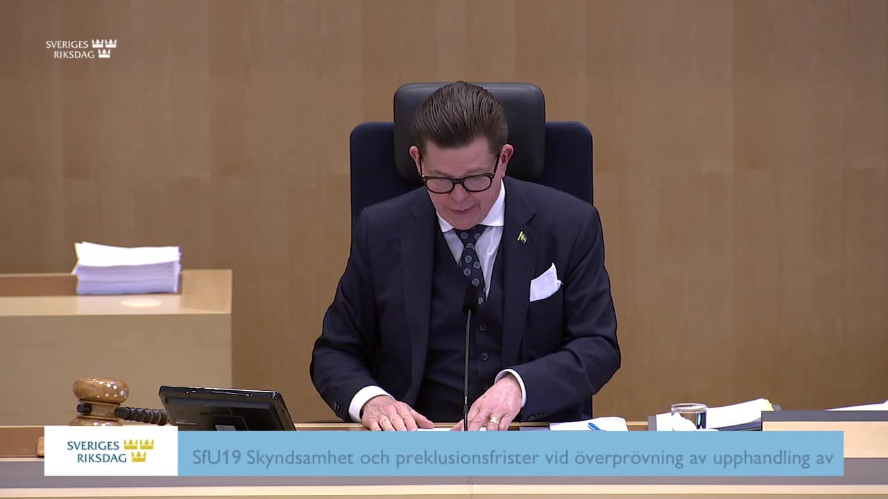 Stillbild från Beslut, Beslut: Skyndsamhet och preklusionsfrister vid överprövning av upphandling av fonder till premiepensionens fondtorg
