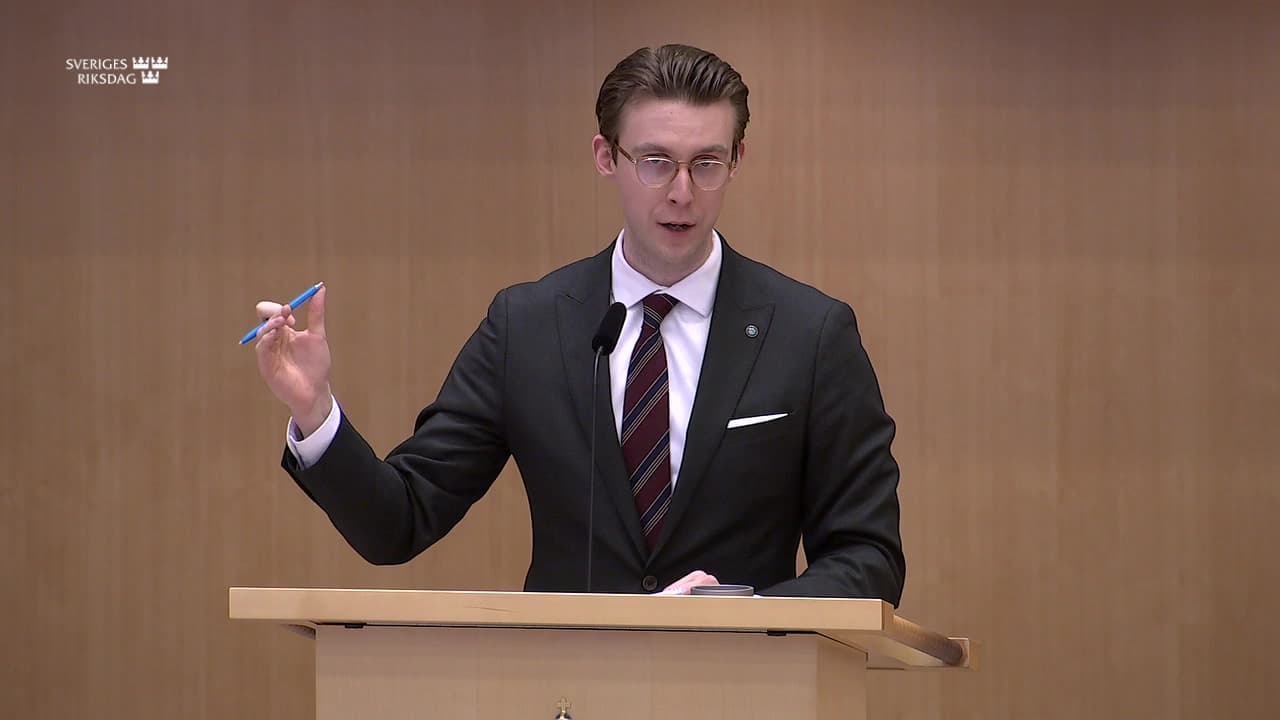 Still from Debatt om förslag, Kompetensförsörjning, e-hälsa och beredskap
