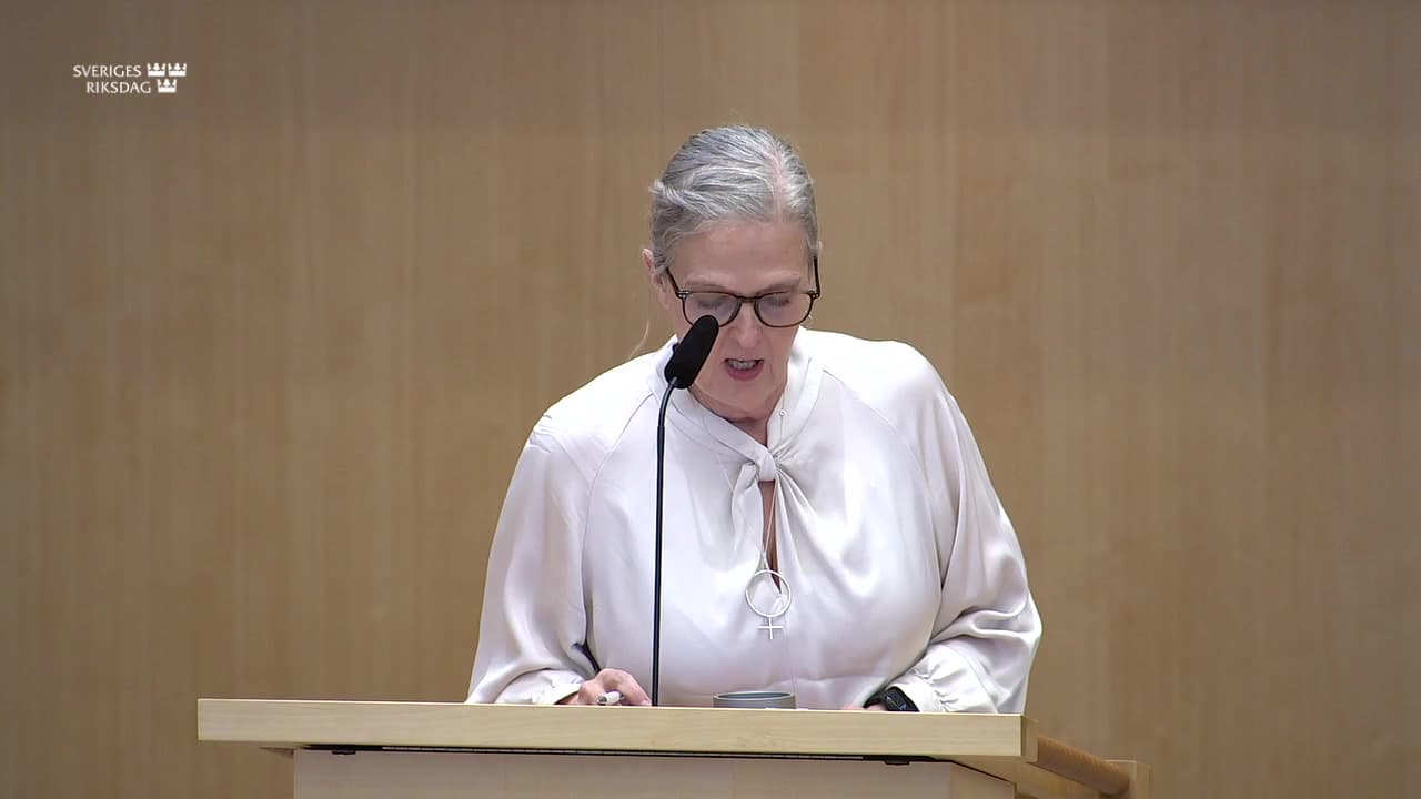 Stillbild från Debatt om förslag, Sänkt mervärdesskatt på tillträde till danstillställningar