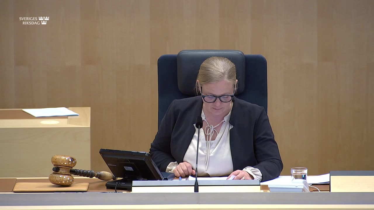Stillbild från Debatt om förslag, Författningsändringar med anledning av övertagande av uppgift inom eurovinjettsamarbetet