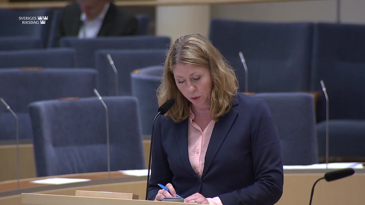 Stillbild från Interpellationsdebatt, Regeringens arbete med sällsynta hälsotillstånd