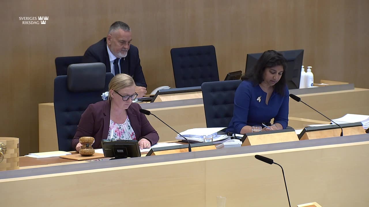 Stillbild från Beslut, Beslut: Bättre möjligheter att utreda brott av unga lagöverträdare och några andra processrättsliga frågor