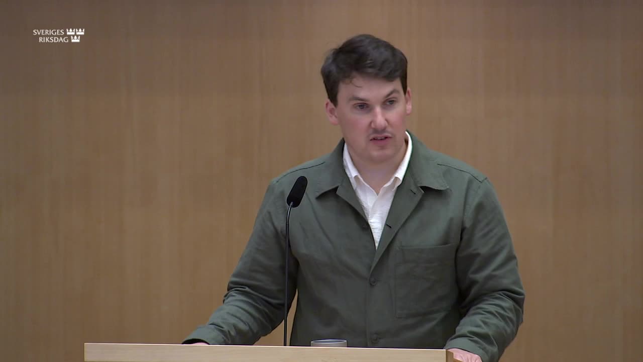 Stillbild från Debatt om förslag, Ett likvärdigt betygssystem